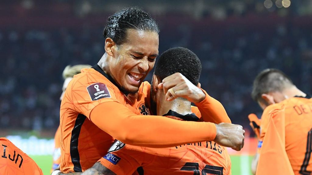 Virgil van Dijk Tak Puas dengan Permainan De Oranje di Qatar