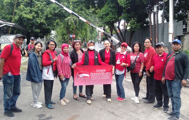 Bunda Merah Putih Kembali Berikan Sejumlah Bantuan ke Posko Korban Gempa Cianjur