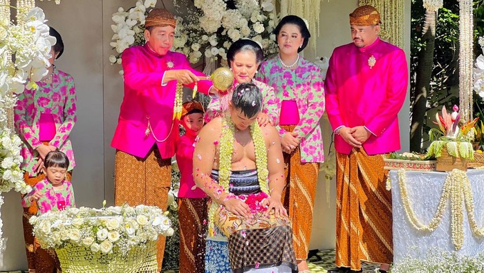 Jokowi Minta Doa Restu Agar Prosesi Pernikahan Kaesang dan Erina Berjalan Lancar