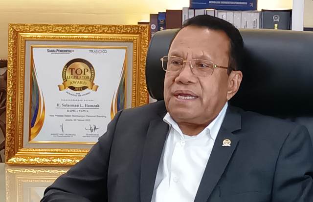 Sulaeman Kembali Raih Top Legislator Award, Persembahkan untuk Rakyat Papua