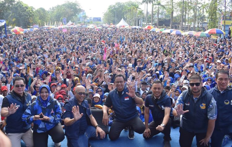 Puluhan Ribu Masyarakat Antusias Ikuti Senam Sehat Perubahan bareng Anies