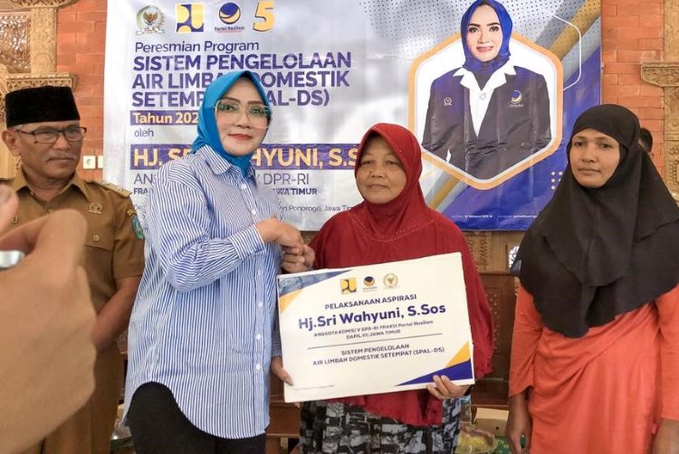 Sri Wahyuni Sukseskan Program SPAL-DS Lima Desa di Ponorogo