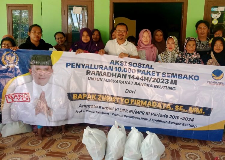 Bang Tyo Bagikan 10.000 Paket Sembako ke Masyarakat Babel