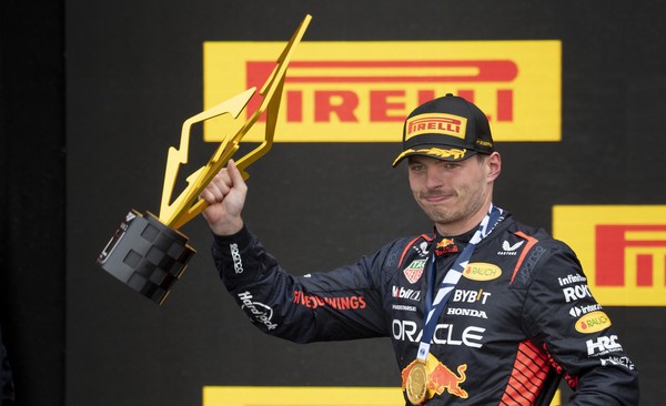 Verstappen Samai Rekor Ayrton Senna