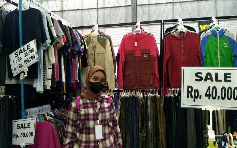 Instagram Diminta Blokir Akun-akun Penjual Baju Bekas Impor Ilegal