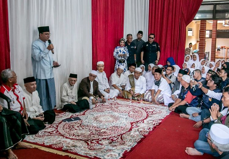 Perubahan Harus Diperjuangkan, Anies Ajak Santri Bawa Perubahan untuk Indonesia