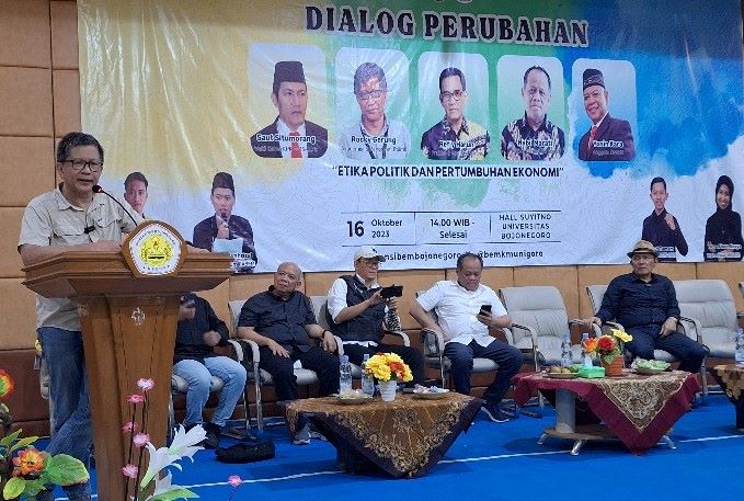 Rocky Gerung: Perubahan Penting dalam Politik