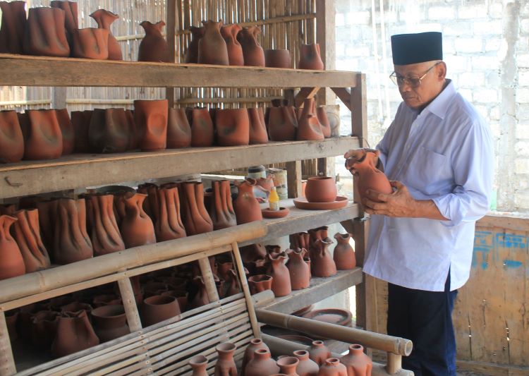 Mbah Bardi Siapkan Anggaran Produk Gerabah di Jetis Bantul