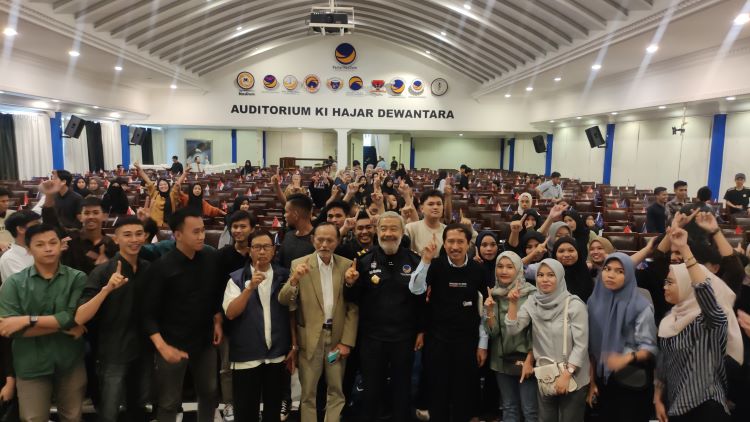 Ratusan Mahasiswa Pemuda Indonesia Timur Deklarasi Dukung AMIN