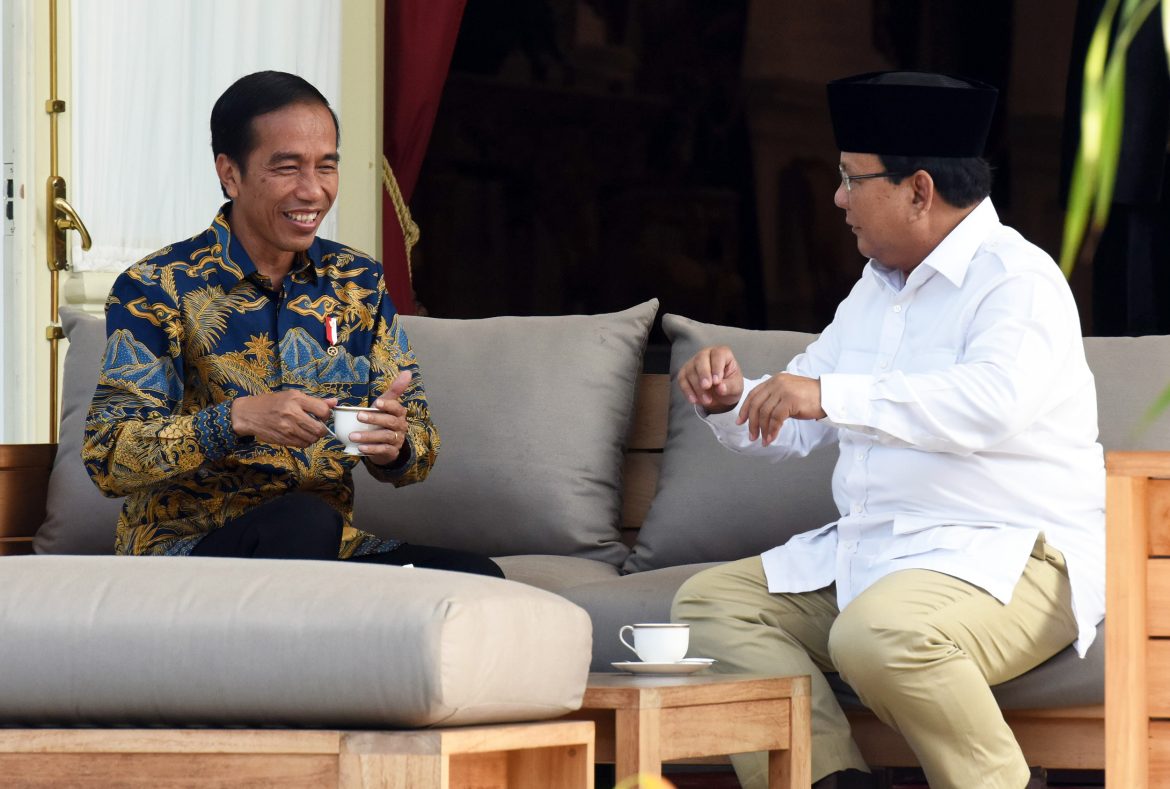 Reshuffle Kabinet Jokowi Dinilai Hanya Kepentingan Politik