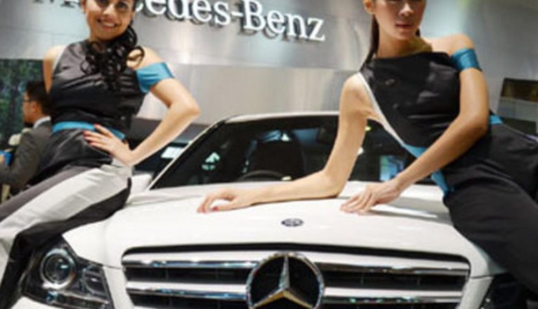 Mercedes-Benz Mulai Produksi Model Listrik Khusus untuk Pasar China