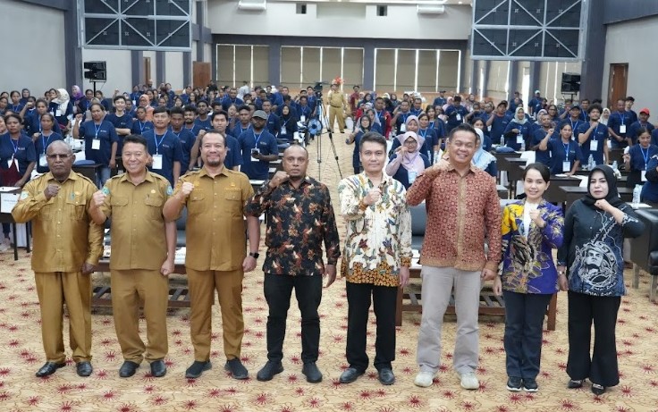 Rico Sia Dukung 180 Pelaku Usaha Bimtek Kembangkan Ekonomi Masyarakat PBD