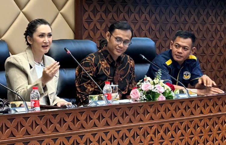 Pesan Nafa Urbach Jika Mau Jadi Anggota Dewan