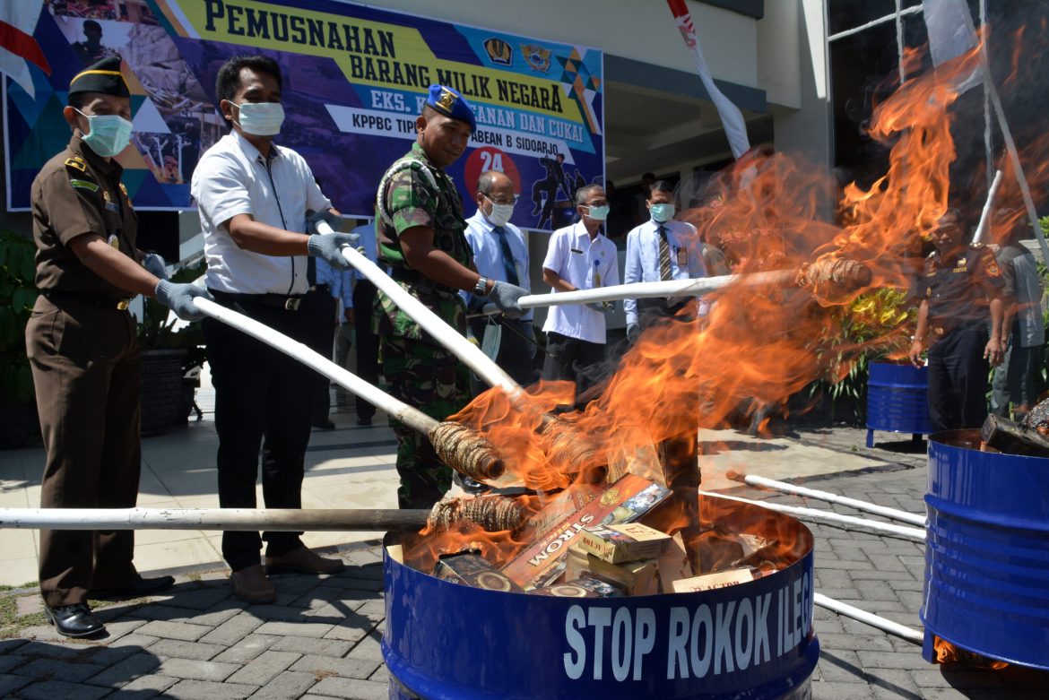 Pemusnahan 10 Juta Rokok Ilegal Selamatkan Kerugian Negara Rp9,7 Miliar