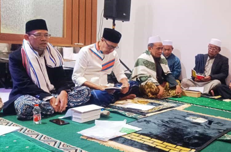 Ayep Zaki Gelar Istighosah, Alim Ulama Se-Kota Sukabumi Doakan Kemenangan Pasangan AYEUNA