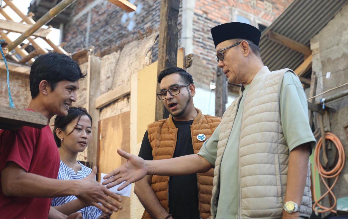 Calon Wali Kota Sukabumi Terpilih Ayep Zaki Kunjungi Lokasi Tanah Longsor di Subang Jaya Sukabumi