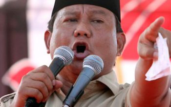 Prabowo Bandingkan Hukuman Suami Sandra Dewi dengan Pencuri Ayam