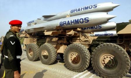 India Siapkan Rudal Brahmos Rp7,3 Triliun untuk Indonesia