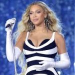 Beyonce Terima Tropi Best Country Album Grammy Awards 2025 dari Taylor Swift