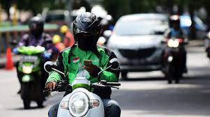 Ojek Online Tuntut Regulasi Terkait Pemberian THR ke Kemnaker