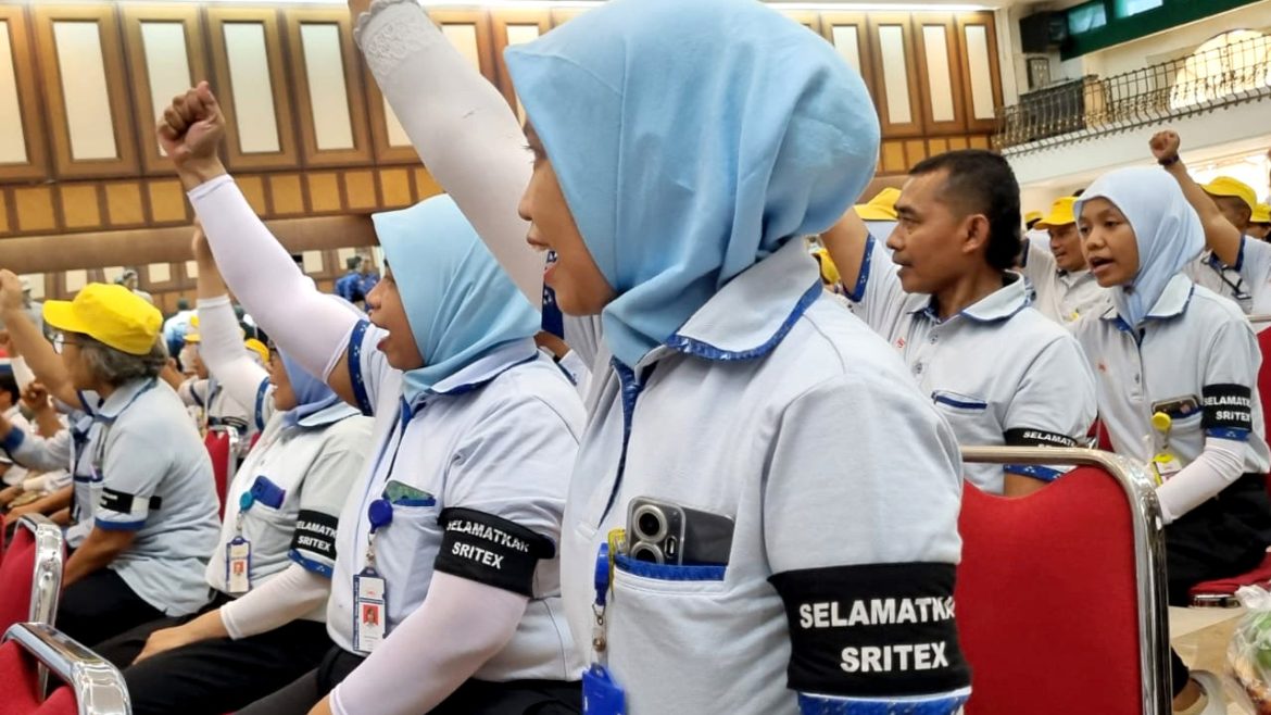 Buruh Sritex yang Jadi Korban PHK Dijanjikan Kembali Kerja