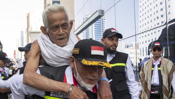 Hanya Indonesia, Usia di Atas 90 Tahun Masih Diperbolehkan Haji