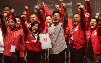 PDIP Komentari Langkah Jokowi Jadi Caketum PSI