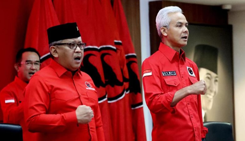 Tak Lapor Mega, Ini Kata Ganjar Ketika Hadiri Sidang Sekjen PDIP di PN Jakpus