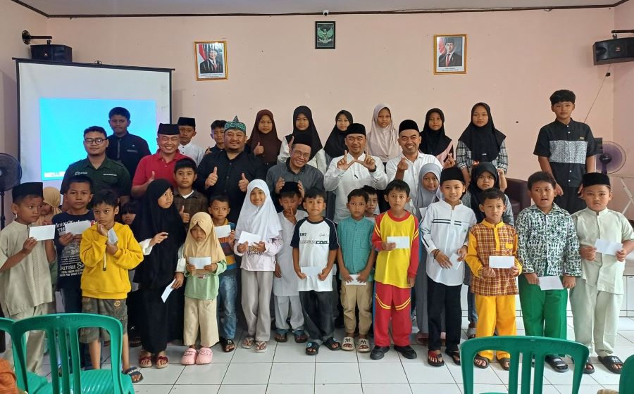 Dana Abadi Umat Berbasis Wakaf Salurkan Manfaat Wakaf Ke 30 Pelaku UMK dan 47 Anak Yatim