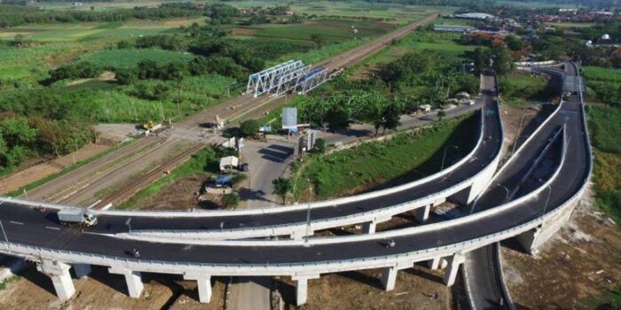 Investasi di Infrastruktur Disebut Pilihan yang Tepat