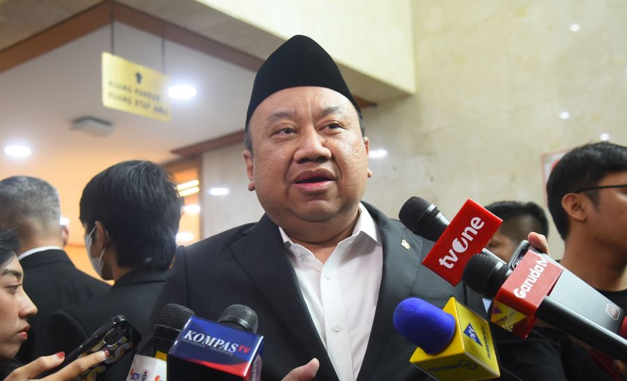 Lalu Hadrian Tegaskan, Sejarah Bukan Milik Kementerian, tapi Milik Rakyat