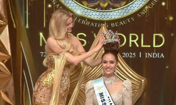 Pyszkova Berikan Mahkota Miss World ke Opal Suchata, Ini Profilnya