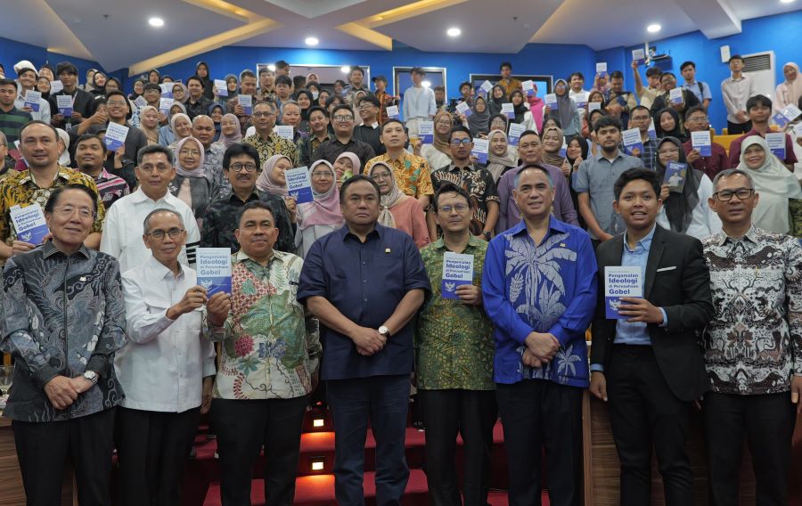 Gobel Tegaskan Ekonomi Pancasila Itu Membangun Industri