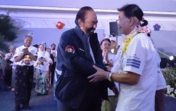 Bukan Cuma Teman, Surya Paloh Tersentuh Ulang Tahun IGK Manila