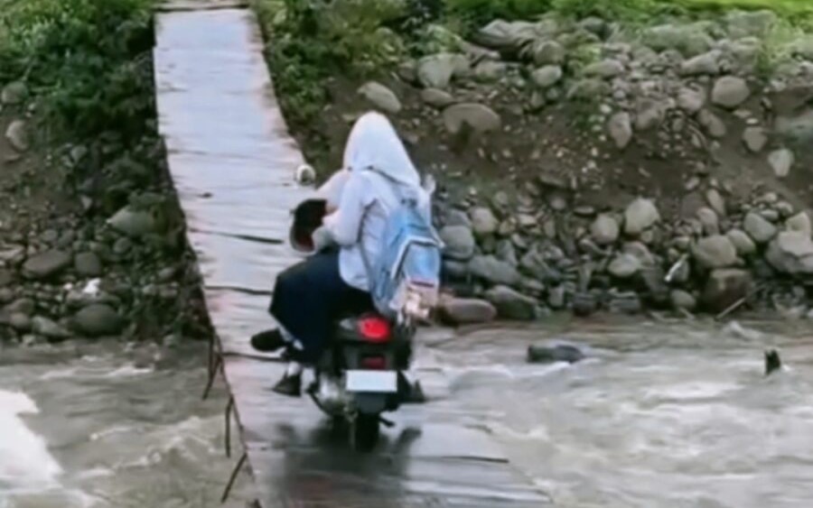 Warga Tewas Terjatuh dari Jembatan Darurat, Pemkab Akui Tak Punya Anggaran Bangun Jembatan Permanen