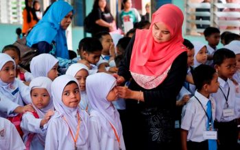 Anggaran untuk Kesejahteraan Guru dan Dosen Naik Jadi Rp274,7 Triliun