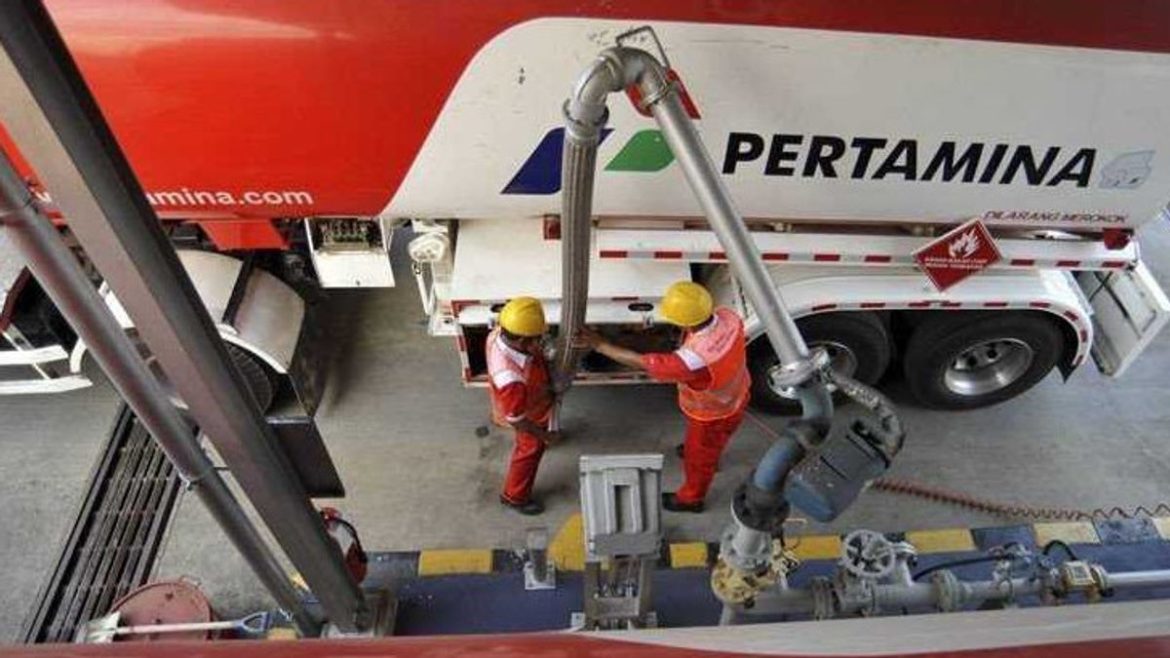 Bahlil Ungkap Persoalan Kelangkaan Pasokan BBM untuk SPBU Milik Perusahaan Swasta