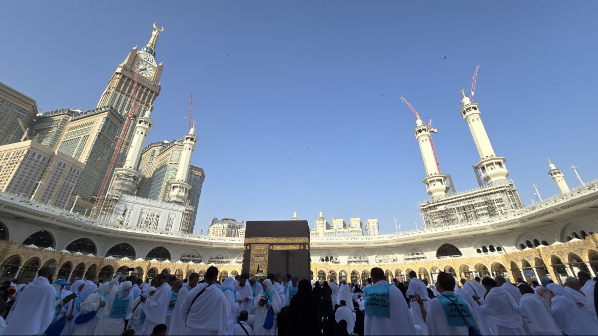 Rapat Paripurna Keempat DPR Sepakati BP Haji Jadi Kementerian Haji dan Umrah