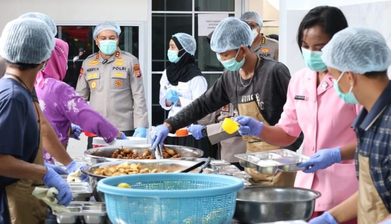 Anggaran Program Makan Bergizi Gratis Terancam Dialihkan ke Bansos