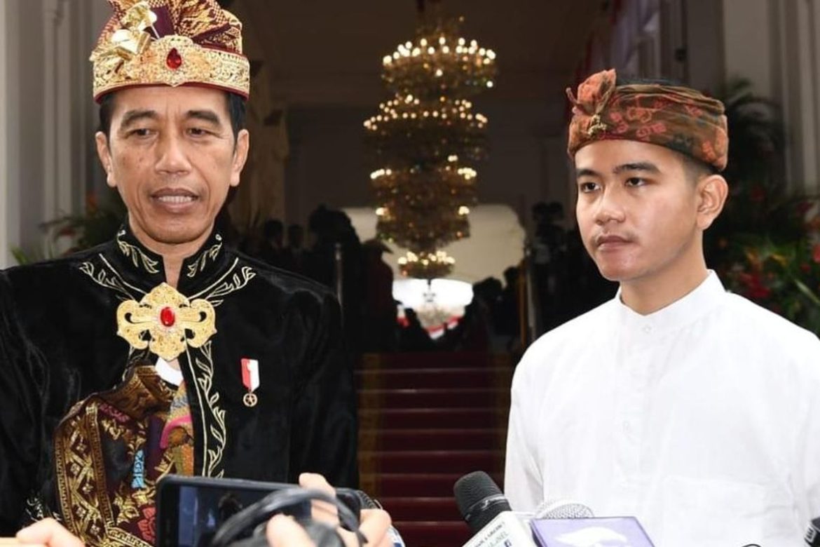 Jokowi Tanggapi Pergantian Menteri dan Mazhab Ekonomi Purbaya