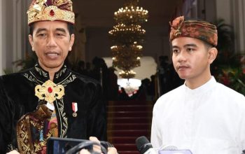 Jokowi Tanggapi Pergantian Menteri dan Mazhab Ekonomi Purbaya