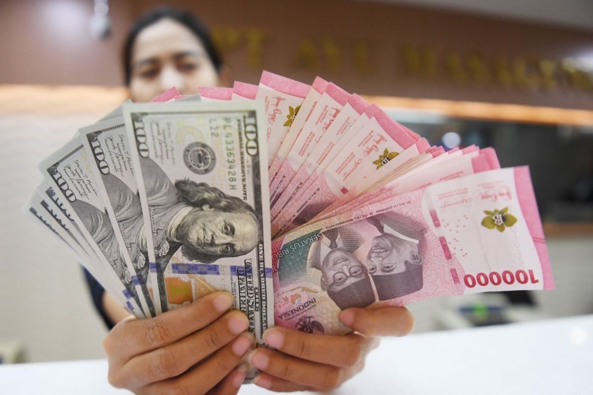 Layanan Perbankan Syariah Diharap Lebih Kompetitif dan Tak Rugikan Nasabah