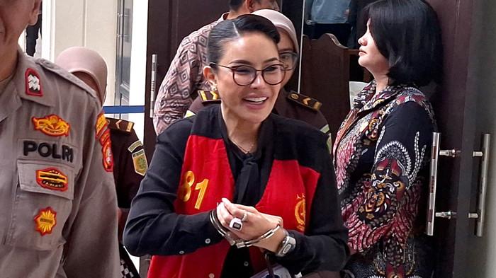 Nikita Mirzani Ungkap Keinginan Selama Dipenjara Akibat Dugaan Pemerasan dan TPPU