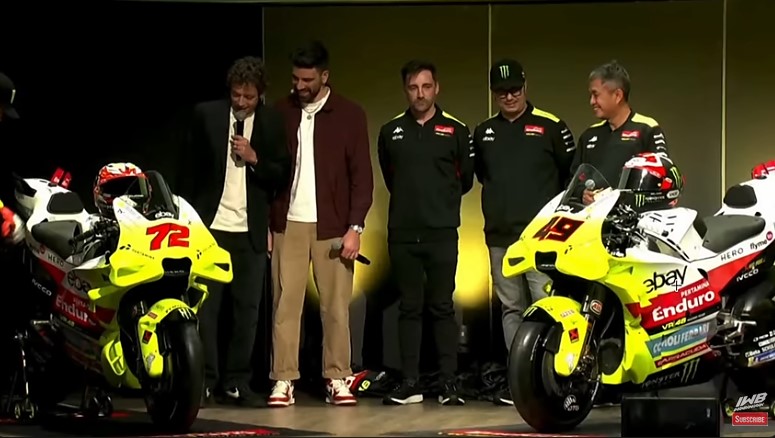 Dihadiri Rossi, VR46 Tampil dengan Balutan Bendera Indonesia dan Batik di MotoGP Mandalika 2025