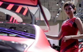 Begini Cara Supaya Baterai Mobil Listrik Lebih Awet