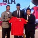 Dipecat PSSI, Kluivert Dikaitkan Latih Ajax Amsterdam