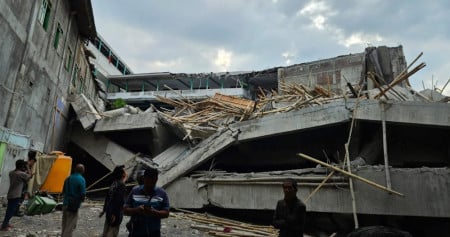 Menko PM Bagikan Saran Agar Bangun Gedung Pesantren Tak Timbulkan Korban