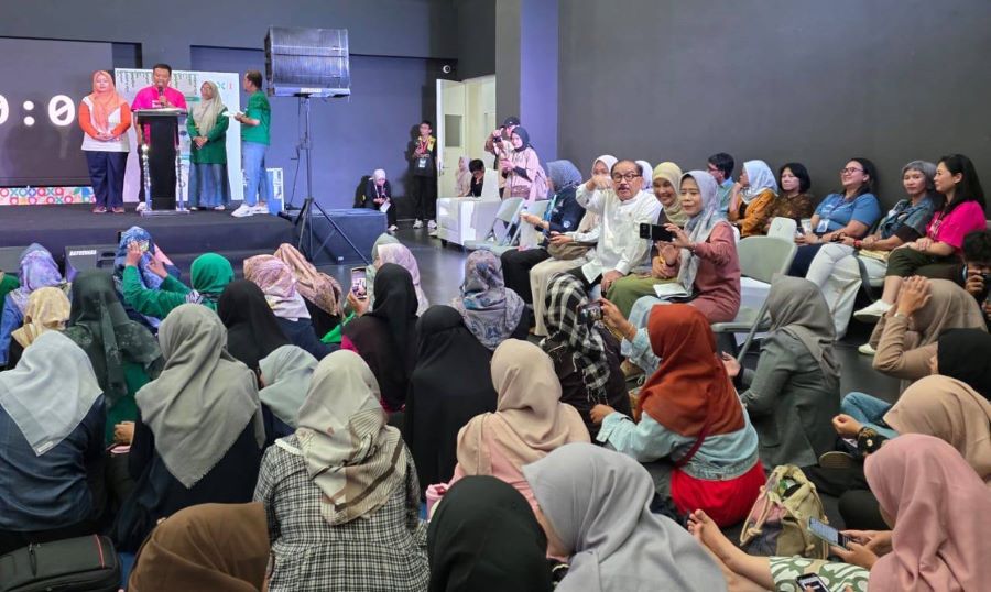 Shadiq Apresiasi Keberhasilan Komunitas Guru Belajar Nusantara Tanah Datar