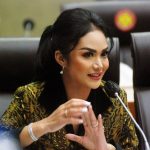 Krisdayanti Bicara soal Kuliah dan Terjun ke Politik