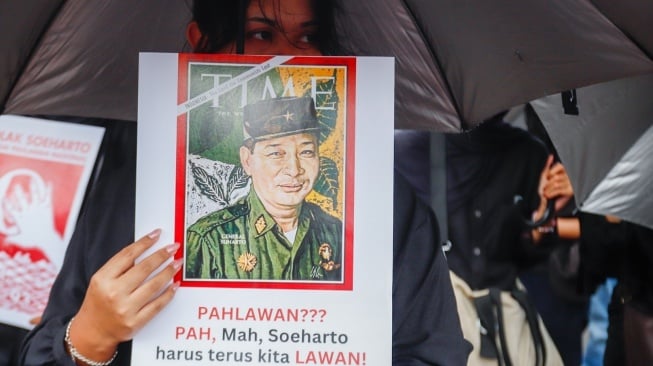 MUI Tanggapi Usulan Agar Soeharto Dapat Gelar Pahlawan Nasional